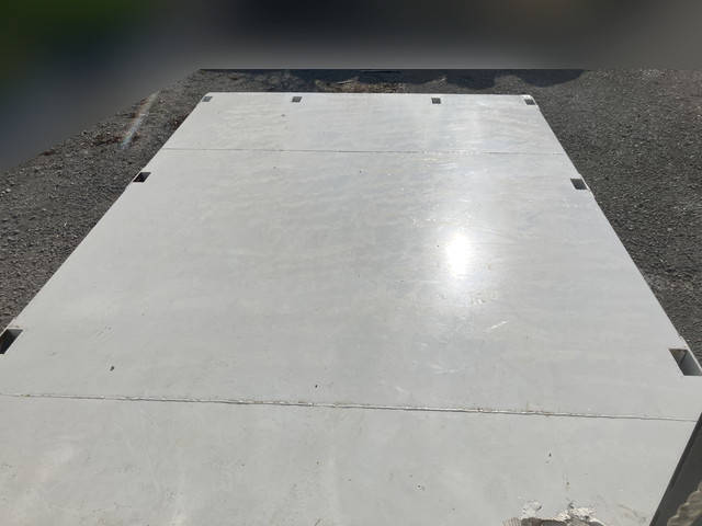 三菱ふそうファイターコンテナ専用車増トン（6t・8t）[写真18]