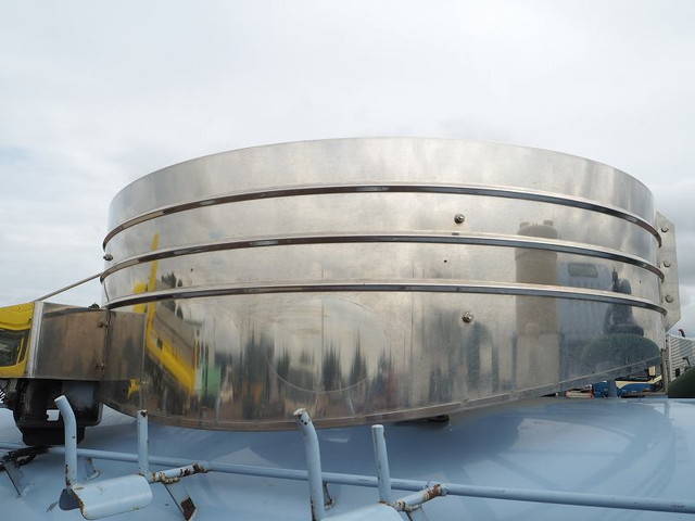 三菱ふそうキャンターバキュームカー小型（2t・3t）[写真20]