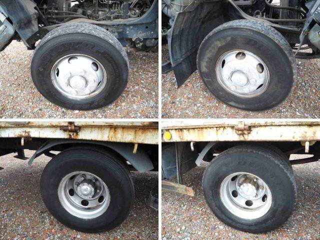 三菱ふそうファイターセルフクレーン5段中型（4t）[写真24]