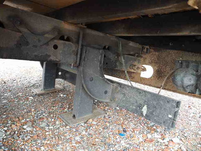 三菱ふそうファイターセルフクレーン5段中型（4t）[写真34]