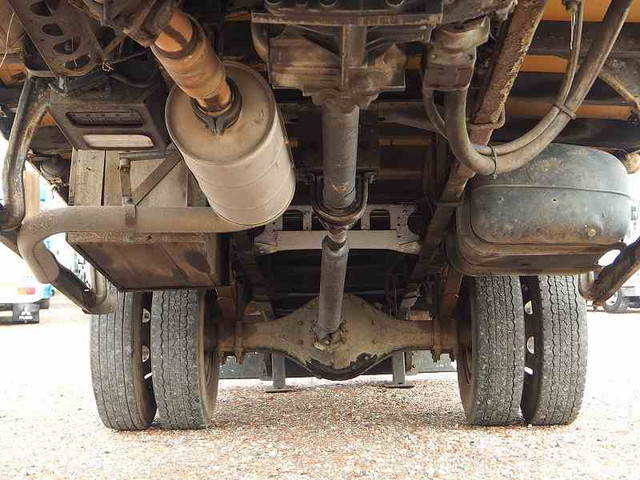 三菱ふそうファイターセルフクレーン5段中型（4t）[写真37]