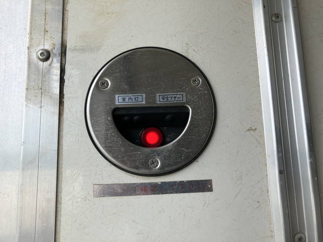 日野デュトロ冷凍車（冷蔵車）小型（2t・3t）[写真14]