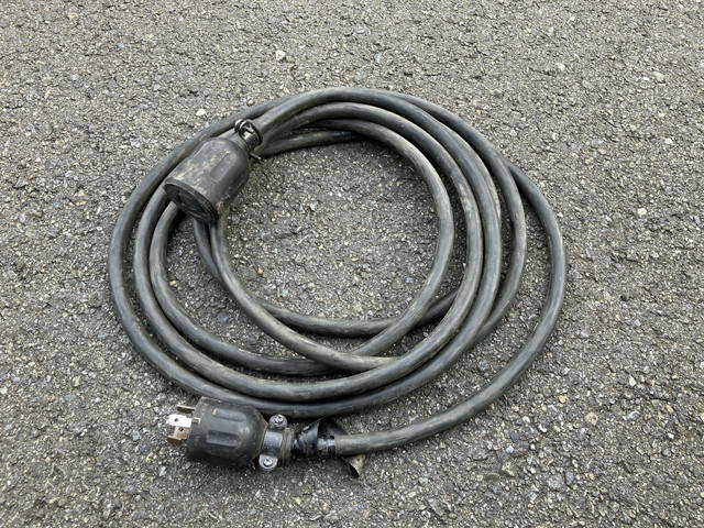 日野デュトロ冷凍車（冷蔵車）小型（2t・3t）[写真21]