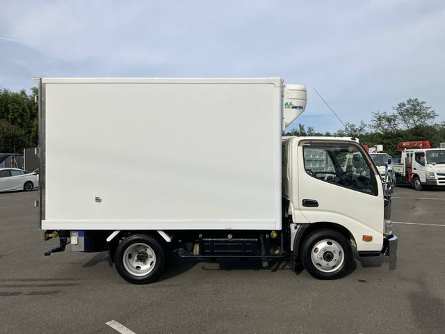 日野デュトロ冷凍車（冷蔵車）小型（2t・3t）[写真07]