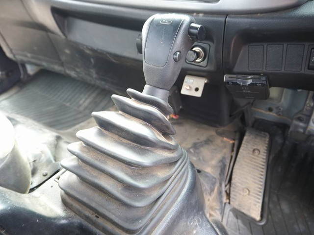 日野レンジャークレーン4段中型（4t）[写真32]