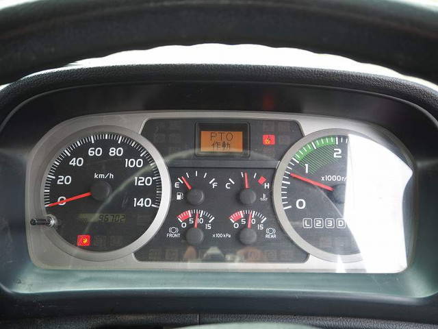 日野レンジャークレーン4段中型（4t）[写真37]