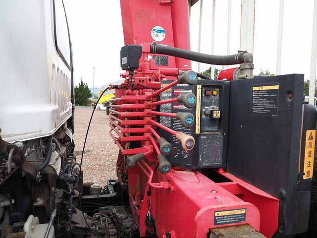 いすゞフォワードクレーン4段中型（4t）[写真13]