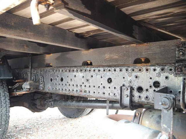 いすゞフォワードクレーン4段中型（4t）[写真22]