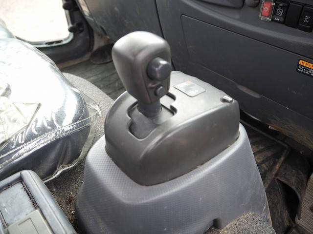 いすゞフォワードクレーン4段中型（4t）[写真33]