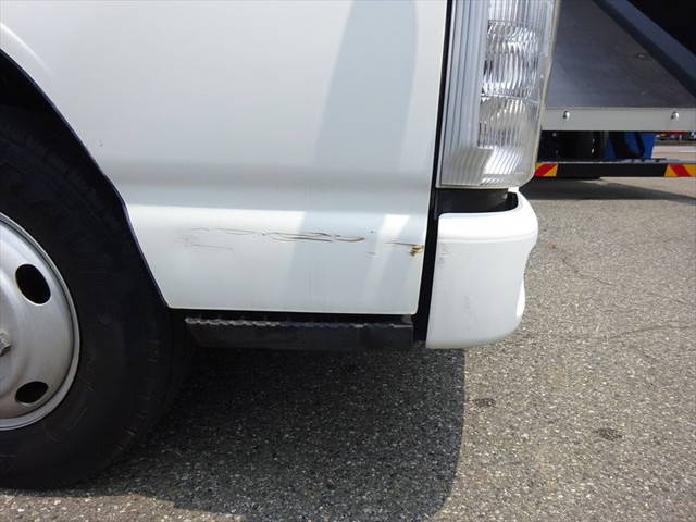 いすゞエルフ平ボディ小型（2t・3t）[写真30]