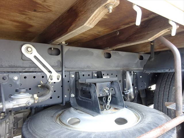 いすゞエルフ平ボディ小型（2t・3t）[写真04]