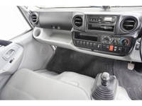 日野デュトロ平ボディ小型（2t・3t）[写真33]