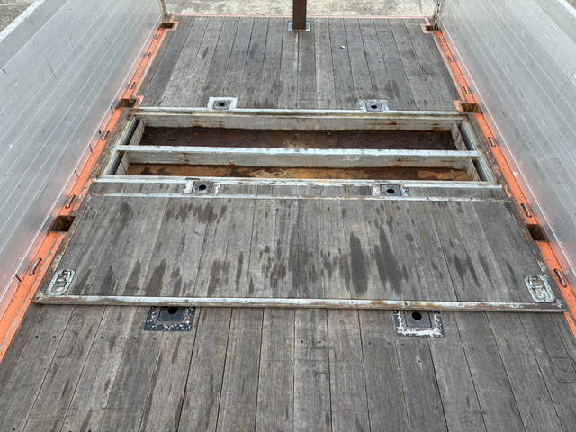 日野プロフィアアルミブロック大型（10t）[写真11]