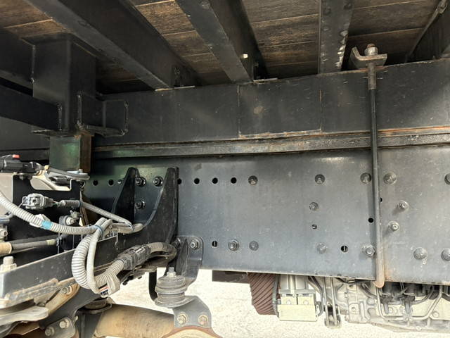 日野プロフィアアルミブロック大型（10t）[写真23]