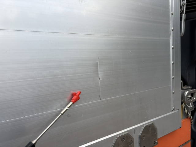 日野プロフィアアルミブロック大型（10t）[写真39]