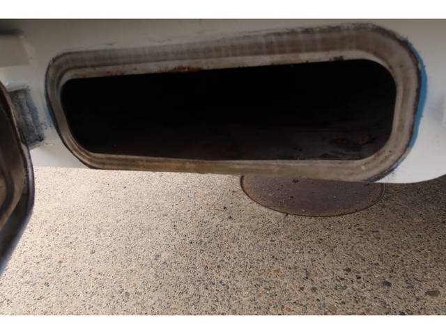 いすゞエルフパッカー車（塵芥車）小型（2t・3t）[写真10]