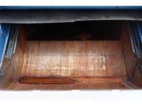 いすゞエルフパッカー車（塵芥車）小型（2t・3t）[写真12]