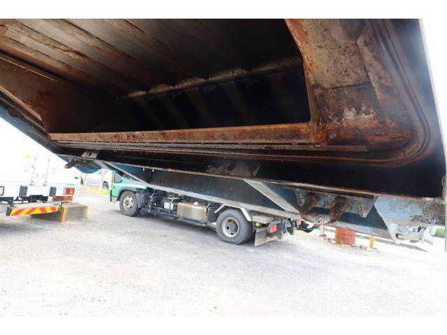 いすゞエルフパッカー車（塵芥車）小型（2t・3t）[写真15]