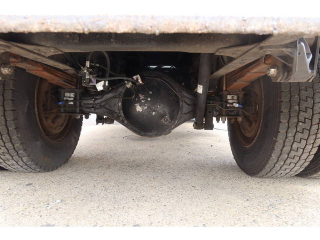 いすゞエルフパッカー車（塵芥車）小型（2t・3t）[写真18]