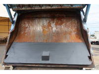 いすゞエルフパッカー車（塵芥車）小型（2t・3t）[写真20]