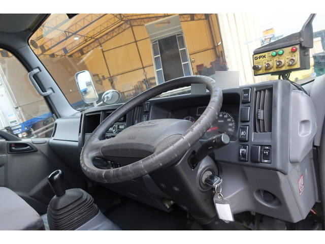 いすゞエルフパッカー車（塵芥車）小型（2t・3t）[写真32]