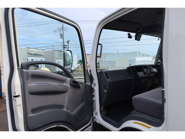 いすゞエルフパッカー車（塵芥車）小型（2t・3t）[写真38]