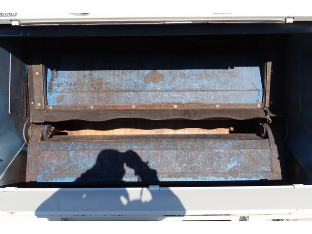 三菱ふそうキャンターパッカー車（塵芥車）小型（2t・3t）[写真13]