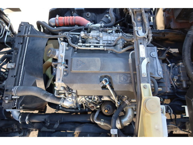 三菱ふそうキャンターパッカー車（塵芥車）小型（2t・3t）[写真32]