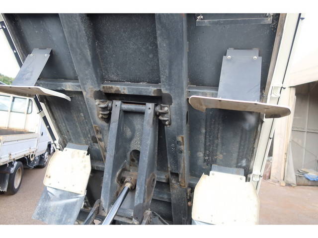 日野デュトロダンプ小型（2t・3t）[写真10]