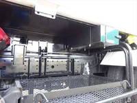 日野デュトロパッカー車（塵芥車）小型（2t・3t）[写真05]