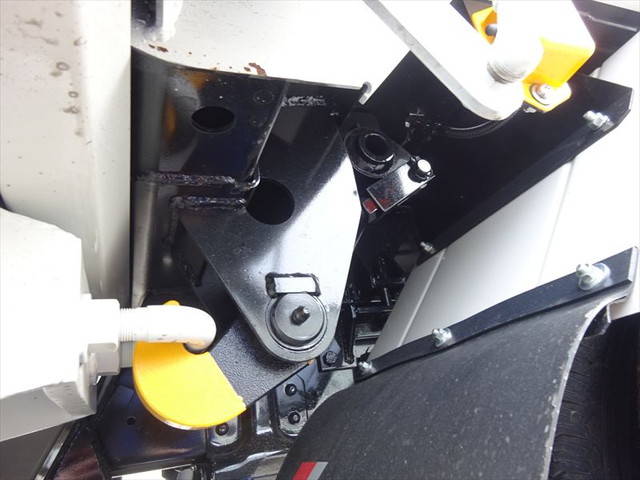 日野デュトロパッカー車（塵芥車）小型（2t・3t）[写真07]