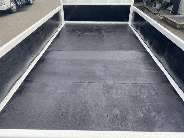 いすゞエルフ平ボディ小型（2t・3t）[写真07]