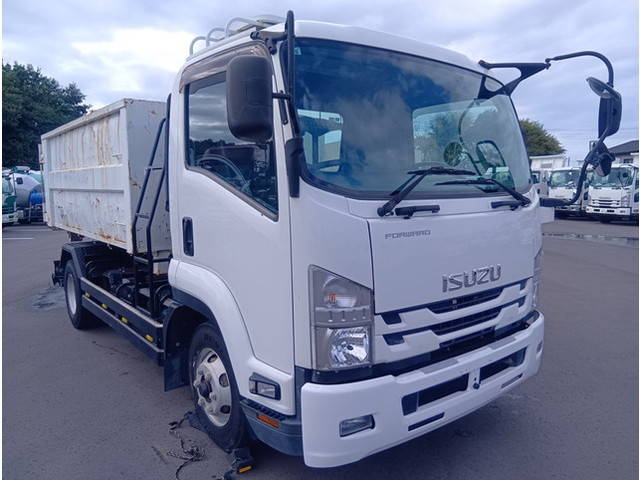 いすゞフォワードコンテナ専用車中型（4t）[写真04]