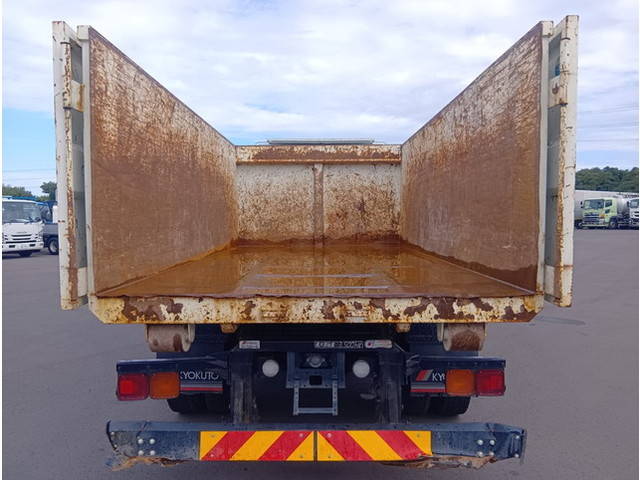 いすゞフォワードコンテナ専用車中型（4t）[写真05]