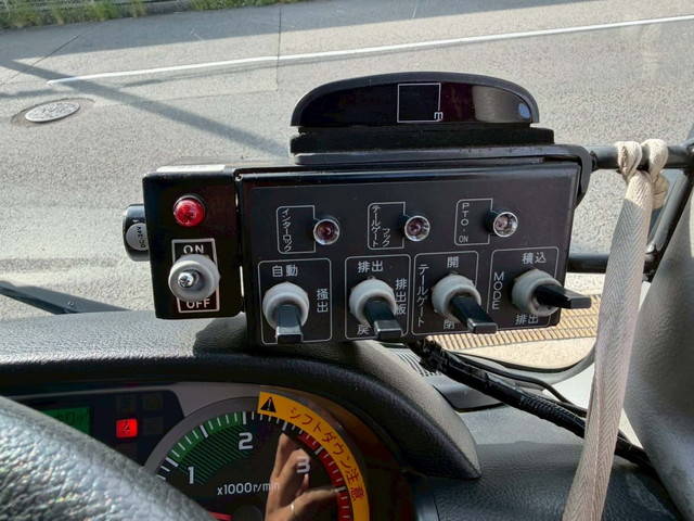 日野レンジャーパッカー車（塵芥車）増トン（6t・8t）[写真38]