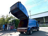 日野レンジャーパッカー車（塵芥車）増トン（6t・8t）[写真05]