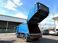 日野レンジャーパッカー車（塵芥車）増トン（6t・8t）[写真08]