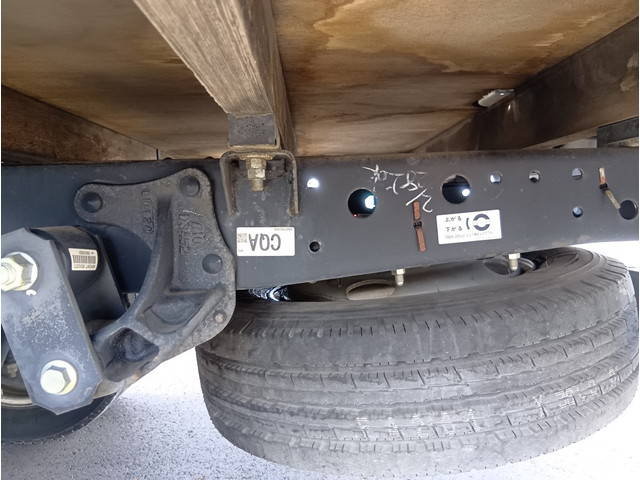 いすゞエルフアルミブロック小型（2t・3t）[写真15]