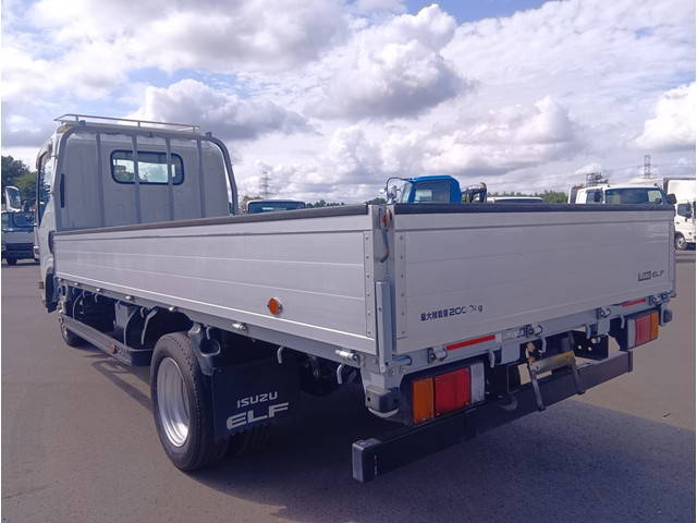 いすゞエルフアルミブロック小型（2t・3t）[写真02]