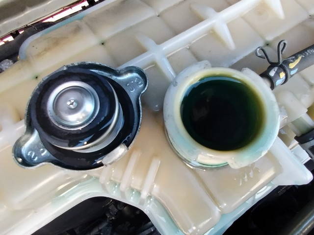 日野プロフィアアルミウイング大型（10t）[写真12]