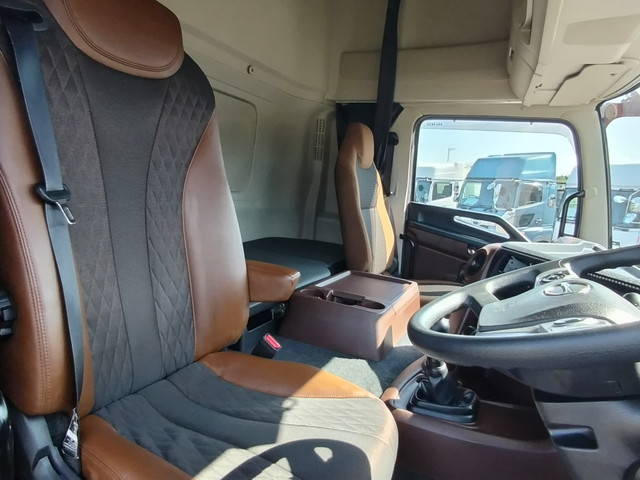 日野プロフィアアルミウイング大型（10t）[写真20]