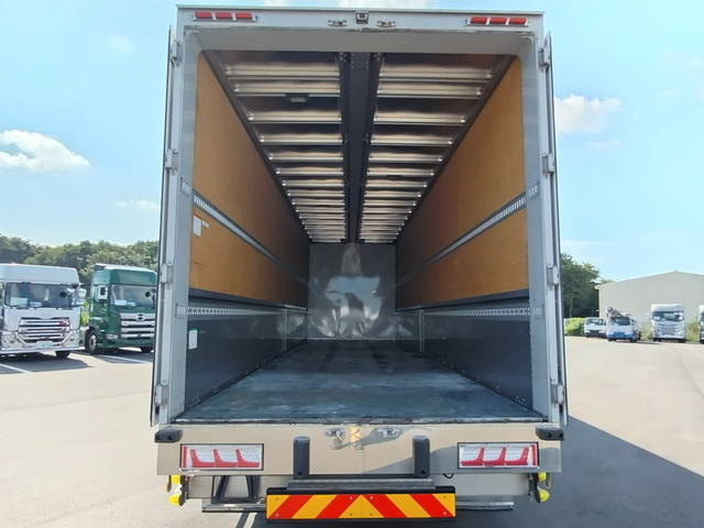 日野プロフィアアルミウイング大型（10t）[写真06]