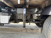 いすゞエルフクレーン3段中型（4t）[写真17]