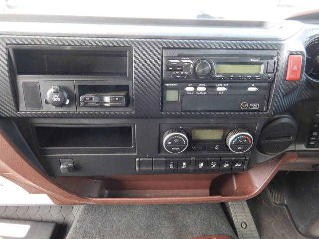 日野レンジャーアルミブロック中型（4t）[写真22]