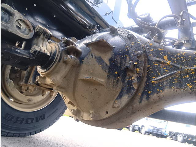 UDトラックスコンドルコンテナ専用車中型（4t）[写真19]