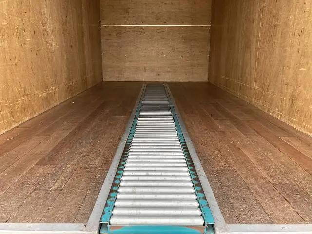 いすゞエルフアルミバン小型（2t・3t）[写真12]