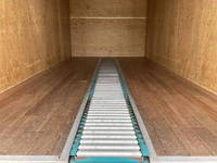 いすゞエルフアルミバン小型（2t・3t）[写真13]