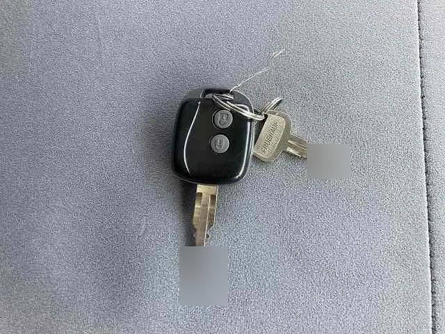 いすゞエルフアルミバン小型（2t・3t）[写真37]