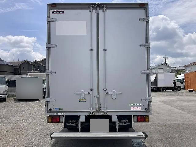 いすゞエルフアルミバン小型（2t・3t）[写真08]