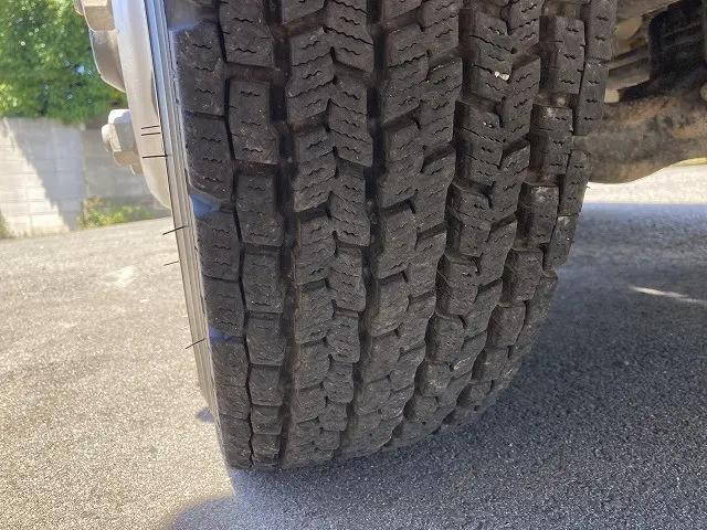 いすゞフォワードダンプ中型（4t）[写真17]